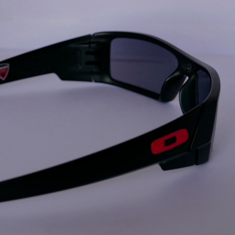 Oakley gas can Ducati edition